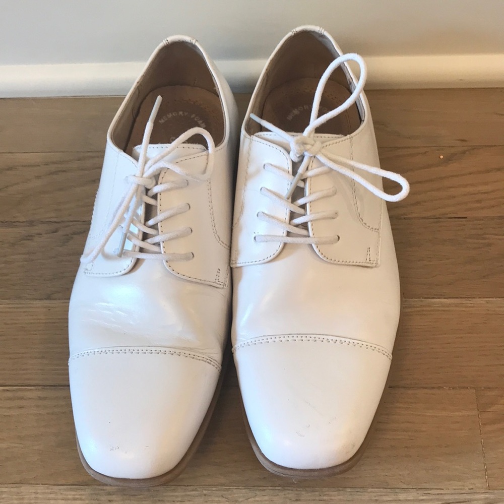 Florsheim White Dress Shoes Boys size 6